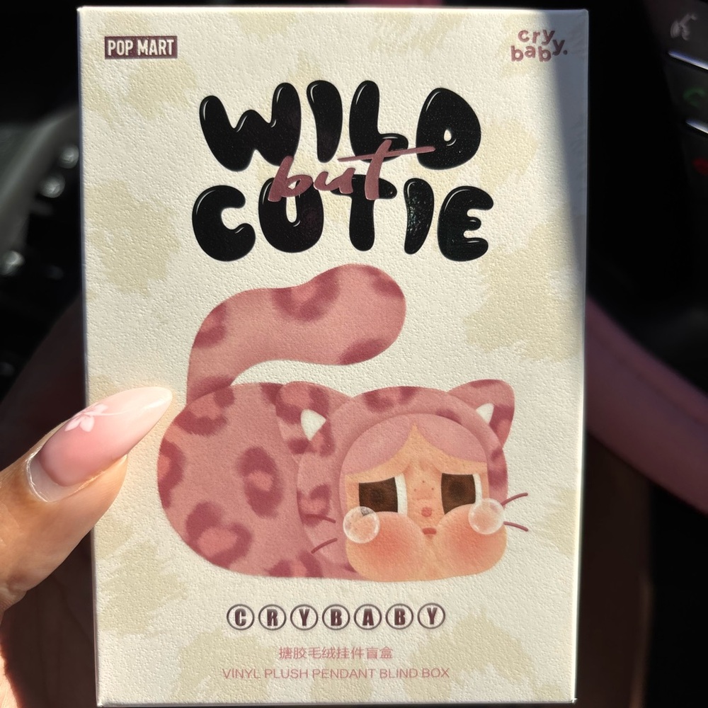 💜 NEON Cutie – PopMart CryBaby “Wild but Cutie” Series 💜